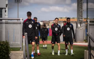 Jugadores del FC Barcelona durante un entrenamiento previo al parón FIFA