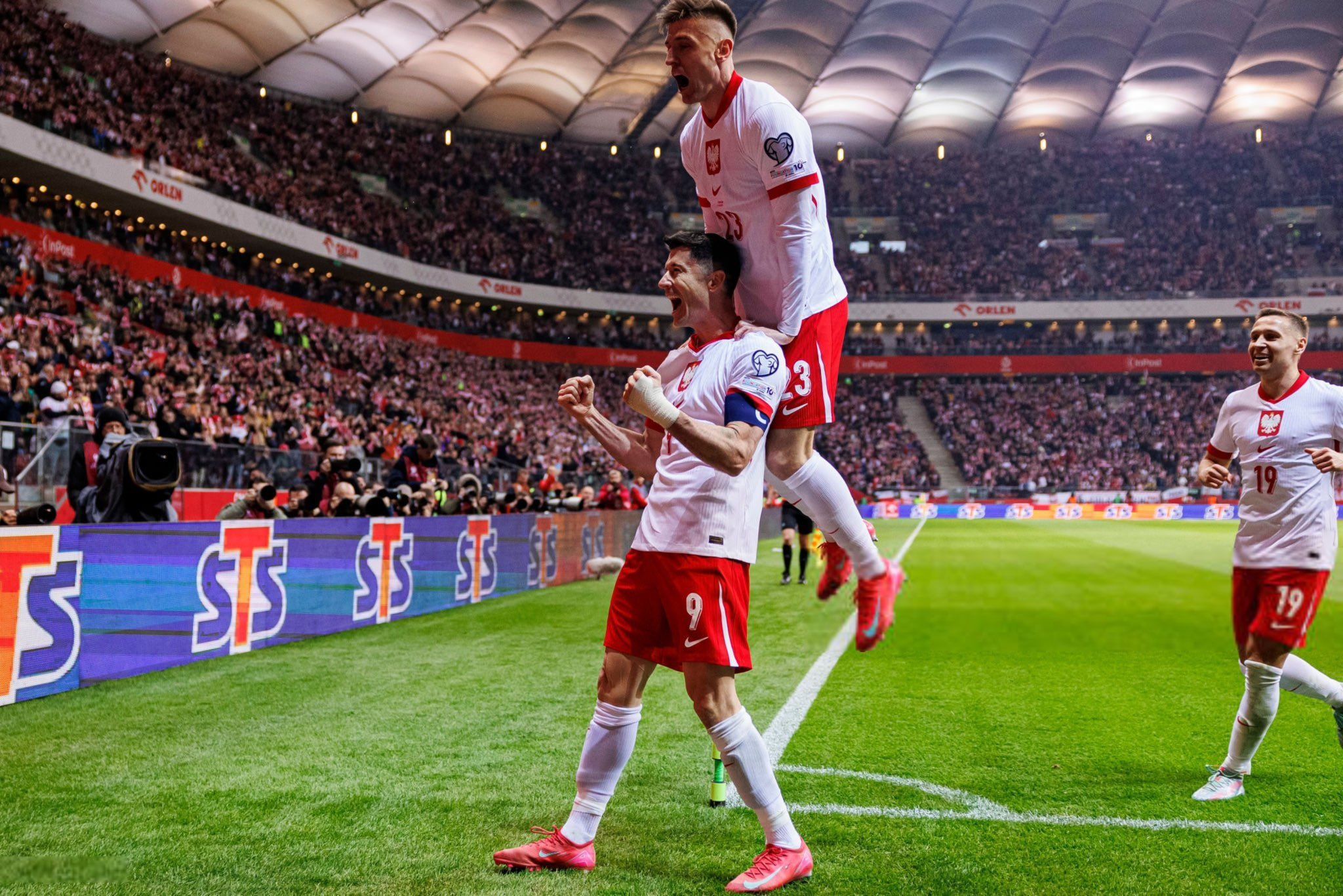 Robert Lewandowski durante un partido con Polonia.