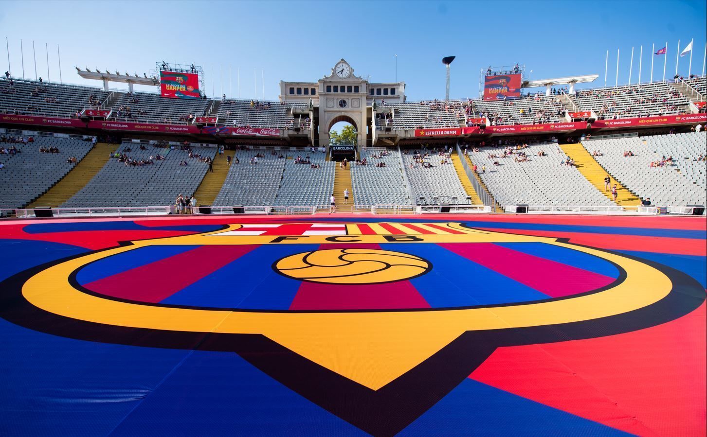 El FC Barcelona seguirá jugando en Montjuïc hasta el 20 de mayo