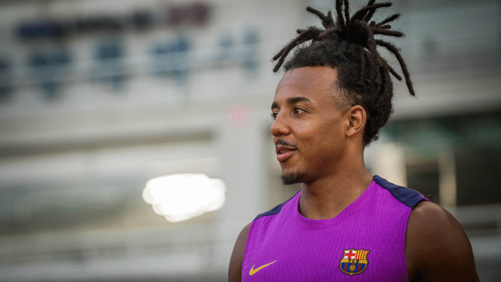 Jules Kounde confirma en la Gira Asiática que renueva hasta 2030