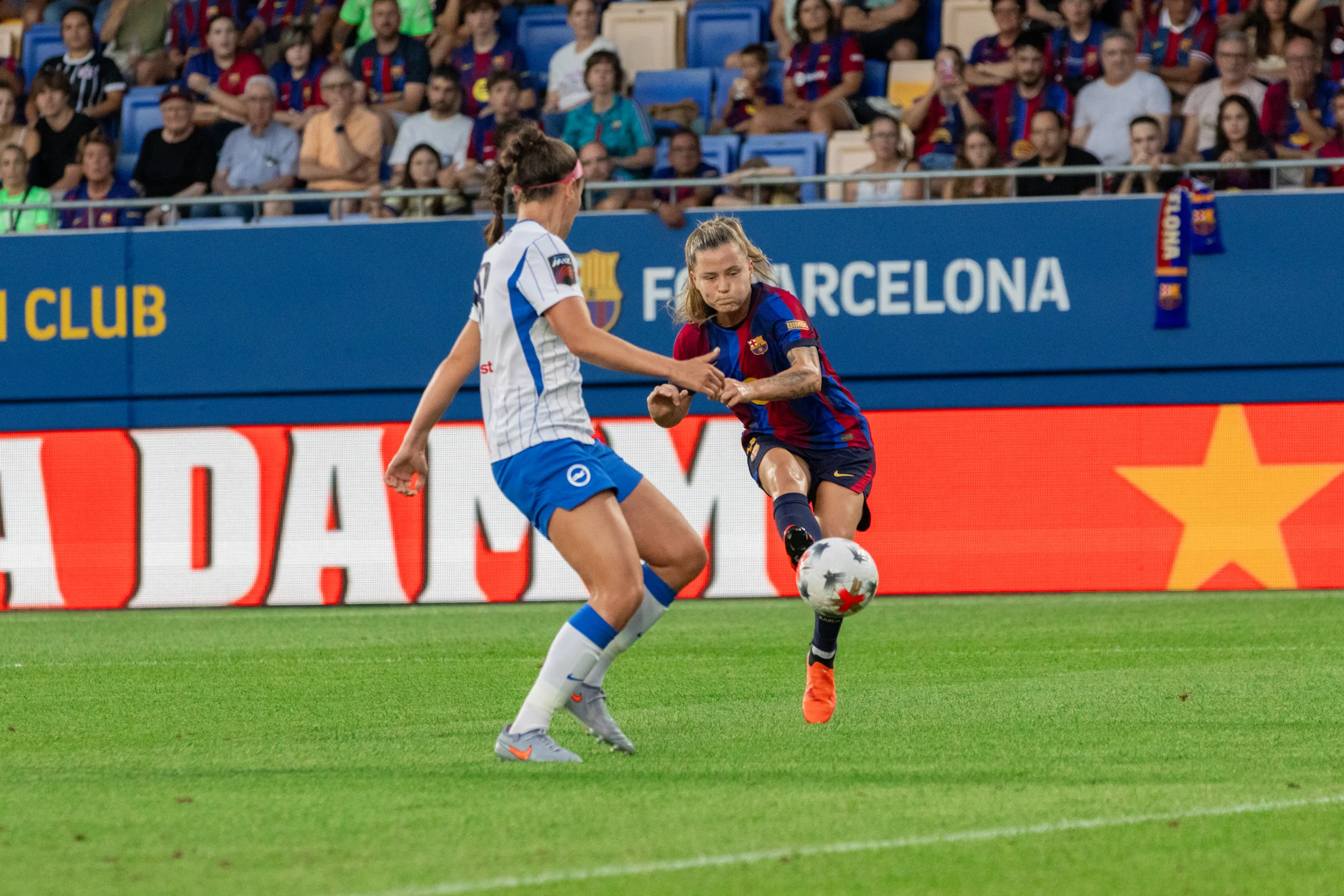 claudia-pina-gol-brighton
