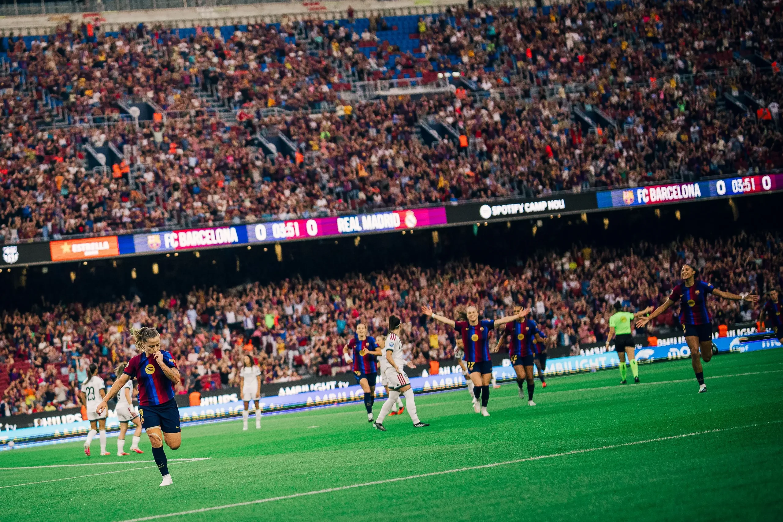 Barça Femenino 7-0 Real Madrid en el Clásico de Liga F